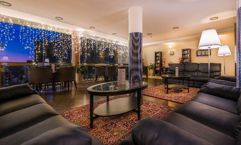 克恩全景公寓式酒店 阿德耶 外观 照片